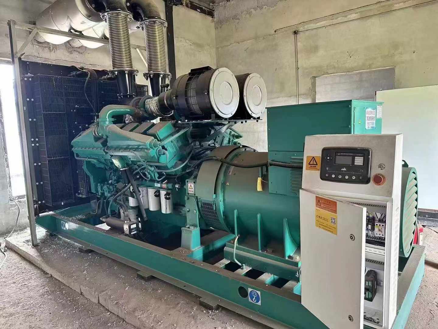 溆浦无功补偿装置的性能评估需要考虑哪些因素？