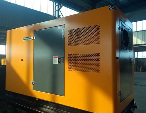 溆浦汽油发电机组电瓶电解液的密度应该保持在什么范围？